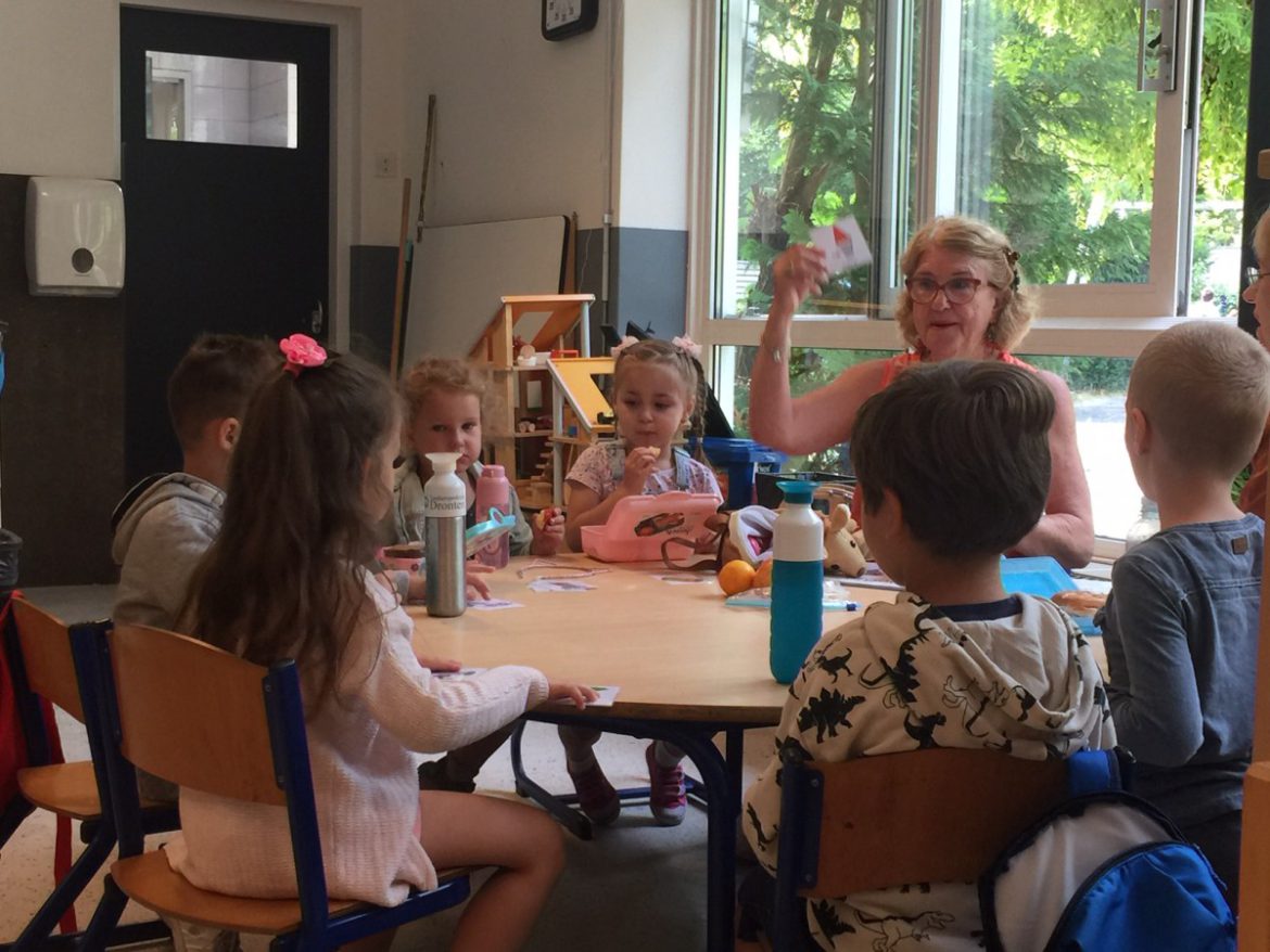 Les op de Zomerschool: ‘Dit is geen doorsnee-Nederland’ door Tineke Vermeer