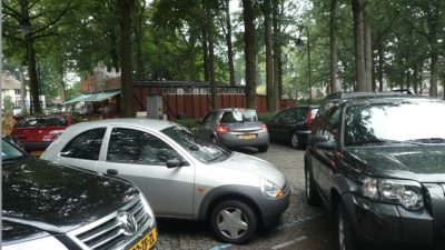 ‘Creatief parkeren’ door Wim Jordaan