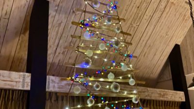 De hangende kerstboom…