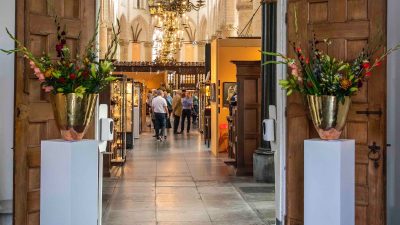 Art fair Grote kerk Naarden in teken van dierenrijk!