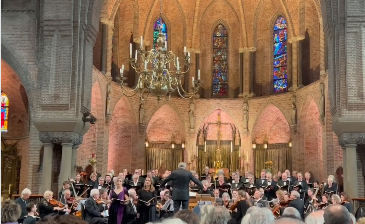 Prachtige uitvoering van Matthäus Passion in Sint Jansbasiliek