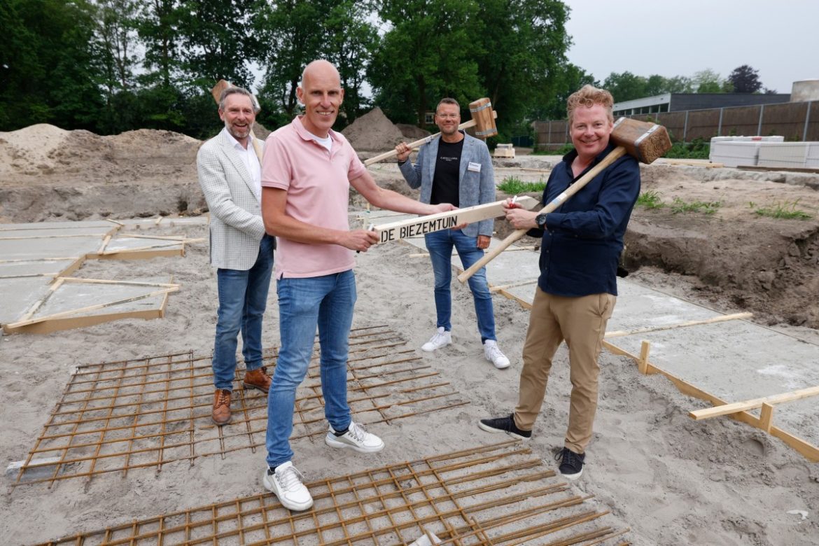 De bouw van nieuwbouwproject De Biezemtuin in Laren is officieel gestart!