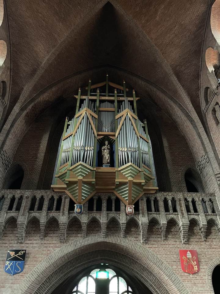 Vanmiddag om 14.00 uur:  Orgelconcert in Sint Jansbasiliek