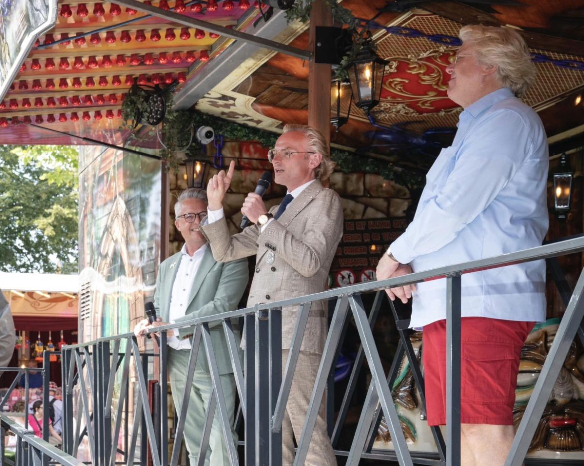 Zomerkermis in Laren weer feestelijk gestart!