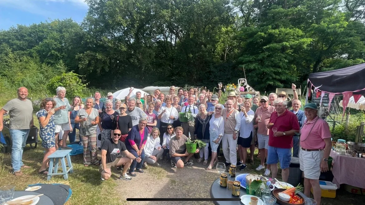 Volkstuindersvereniging Laren bestaat 35 jaar: ‘De volkstuinen zijn de mooiste plek van het dorp en mogen nooit verdwijnen