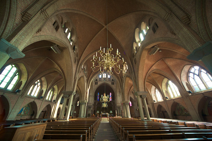 Openstelling basiliek in de zomer