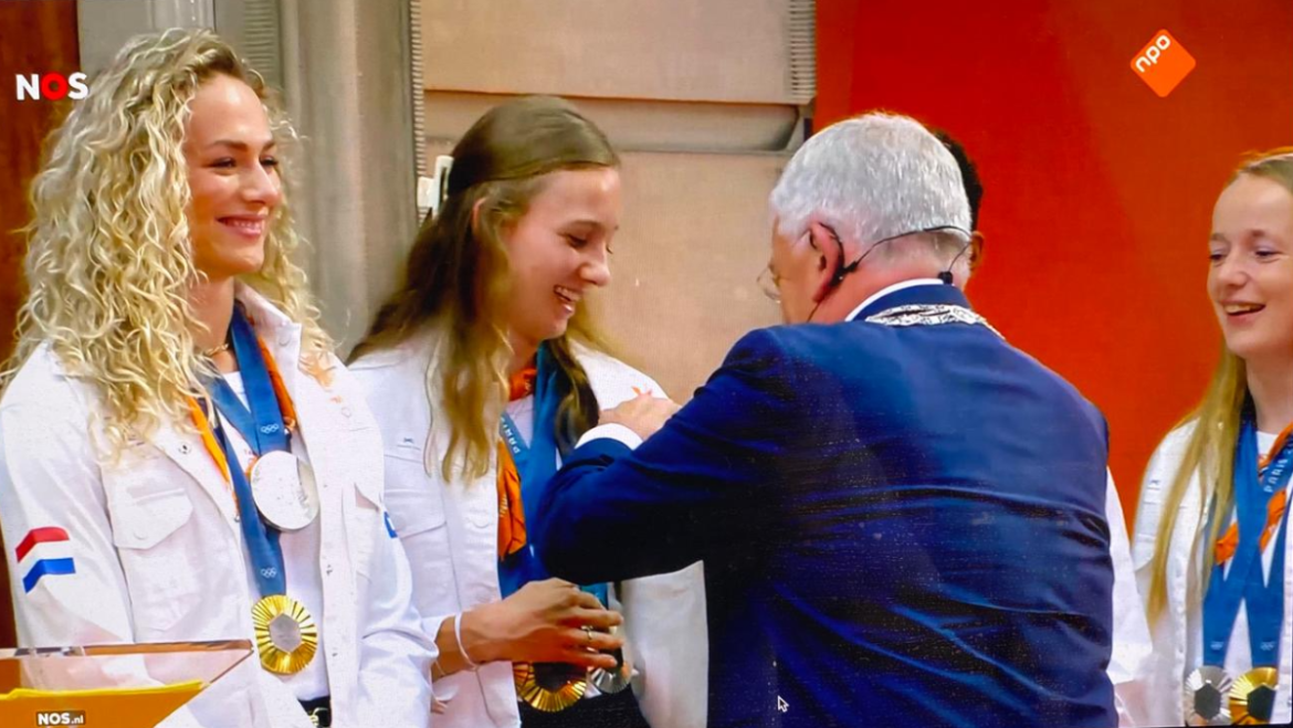 Huldiging gouden medaillewinnaars in Glazenzaal Den Haag en bezoek aan de Koning