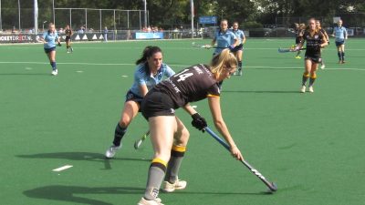 Larense hockeydames te machtig voor Schiedam 2-1