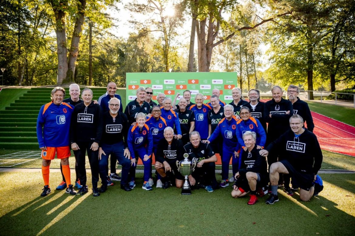 Walking Football op het KNVB sportcentrum in Zeist