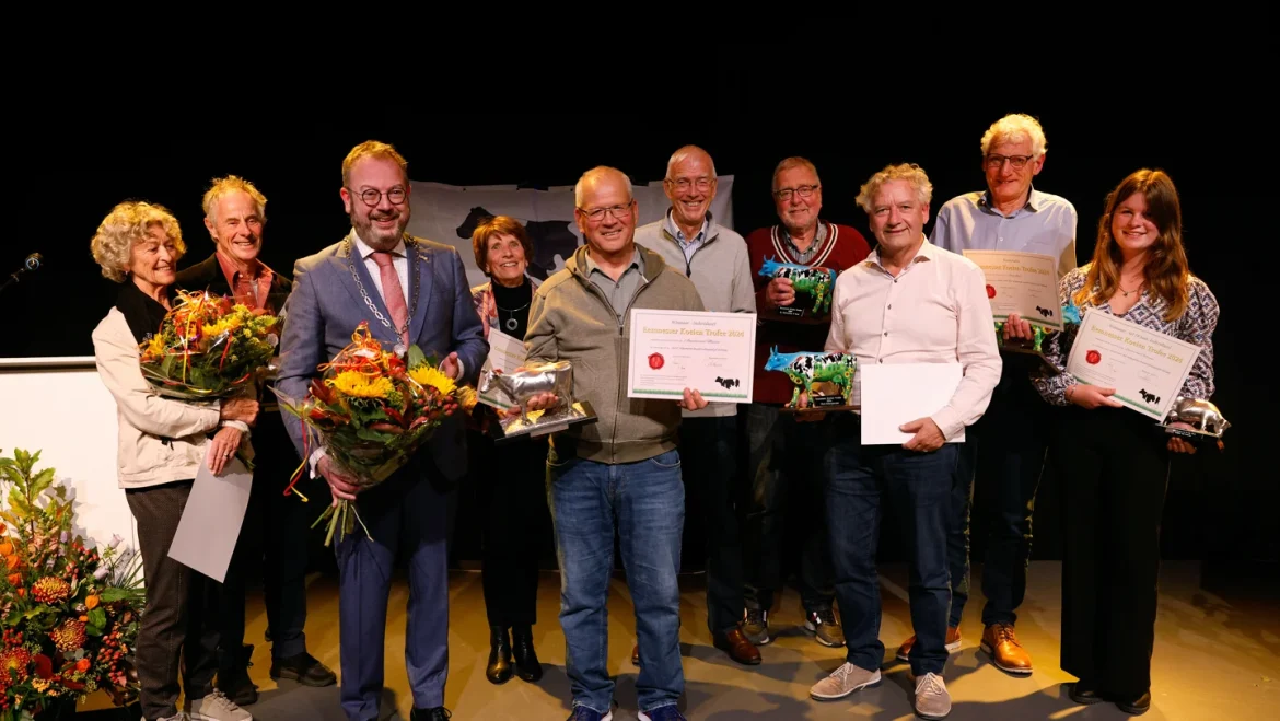 Winnaars Eemnesser Koeien Trofee 2024: Laura van Oostrum, Annamamed Myatiev en echtpaar Sanders-de Valk