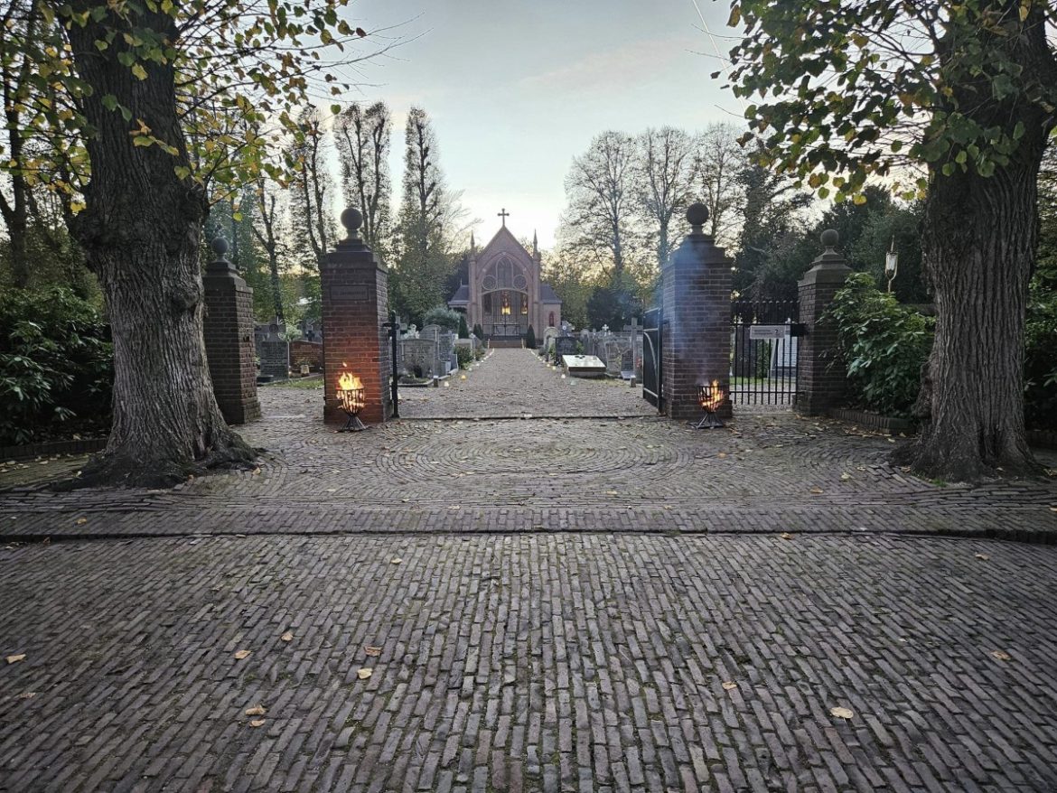 Allerzielen op St.Janskerkhof