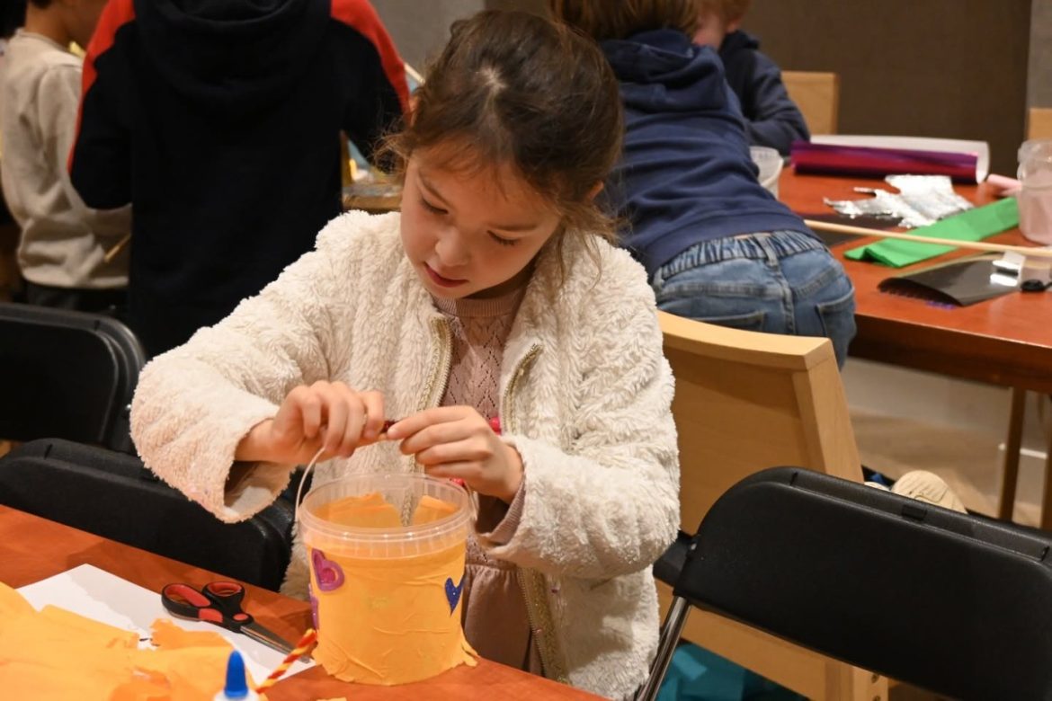 Er zijn nog plaatsen beschikbaar in lampionnenatelier!