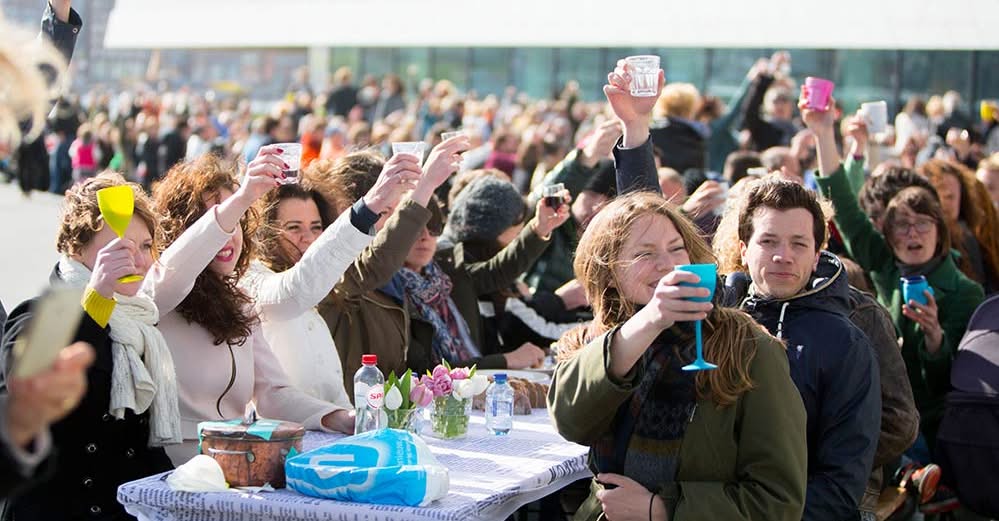 Organiseer een Vrijheidsmaaltijd op 5 mei 2025!