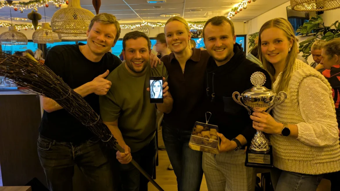 Smashend Begin van het Jaar: The Smashers Scoren met Oliebollentoernooi