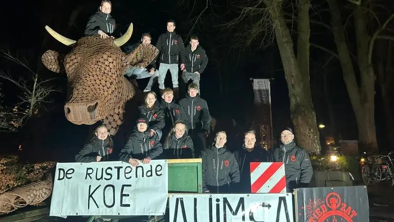 Vermiste Gooise koe weer terecht na oudejaarsstunt: “Het was lastig, maar we waren goed voorbereid”