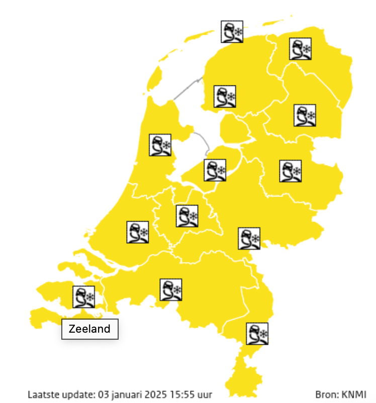 Zondagochtend code geel voor gladheid door sneeuw in heel Nederland