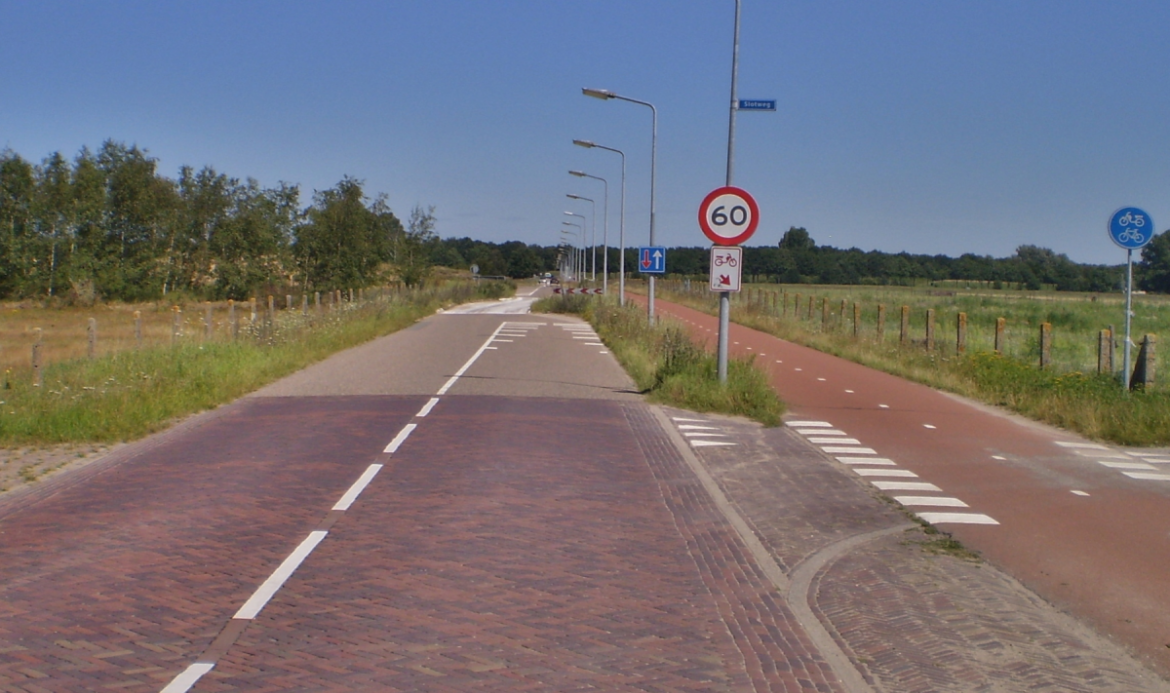 Le Coultredreef Blaricum maanden dicht: omrijden via Huizerweg en Bergweg