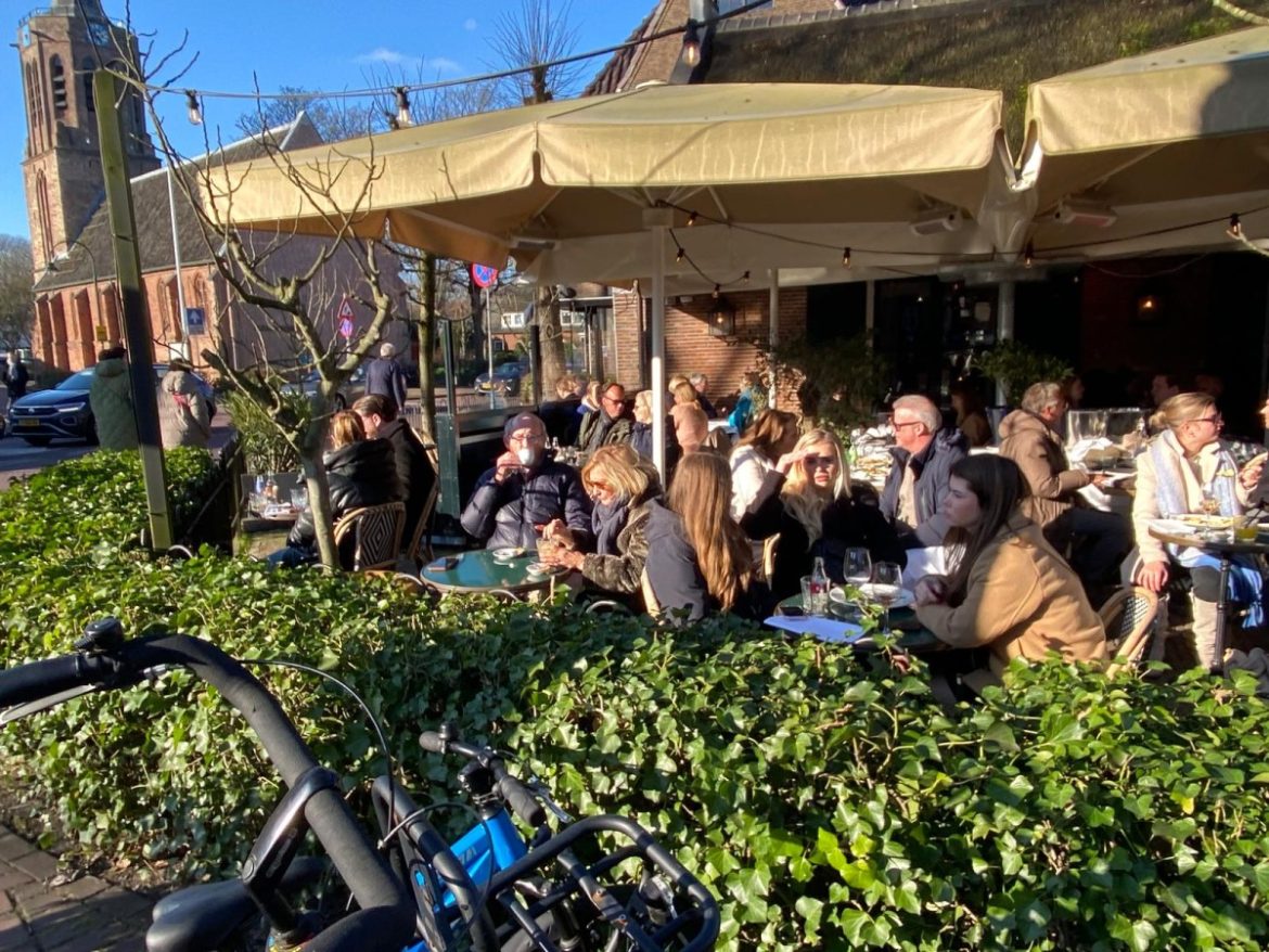 Overgang naar zacht en wisselvallig weer op komst