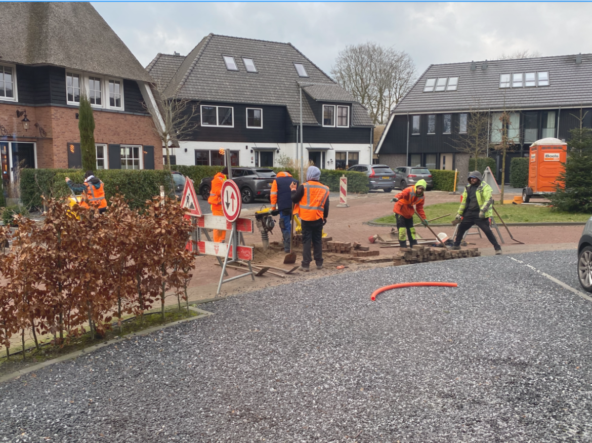 ‘De glasvezel-zwoegers’ graven door…