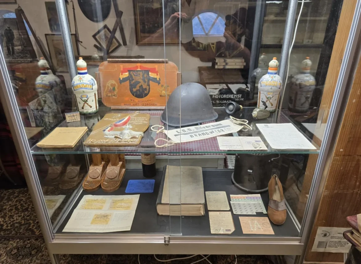 Tentoonstelling over WOII in De Lindenhoeve toont vergeten verhalen uit Laren en Hilversum