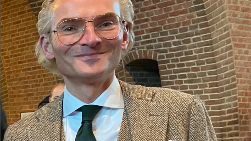 (audio) Gesproken column Leo Janssen over vertrek burgemeester Nanning Mol