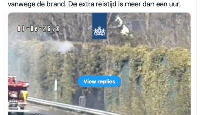 Brandje langs berm A1
