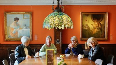 Bij Anna Singer thuis…