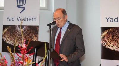 Laren herdenkt met documentaire en persoonlijke getuigenis