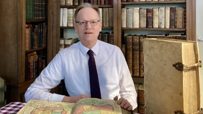 Wat is uw oude bijbel waard? Taxateur Arie Molendijk komt naar Laren