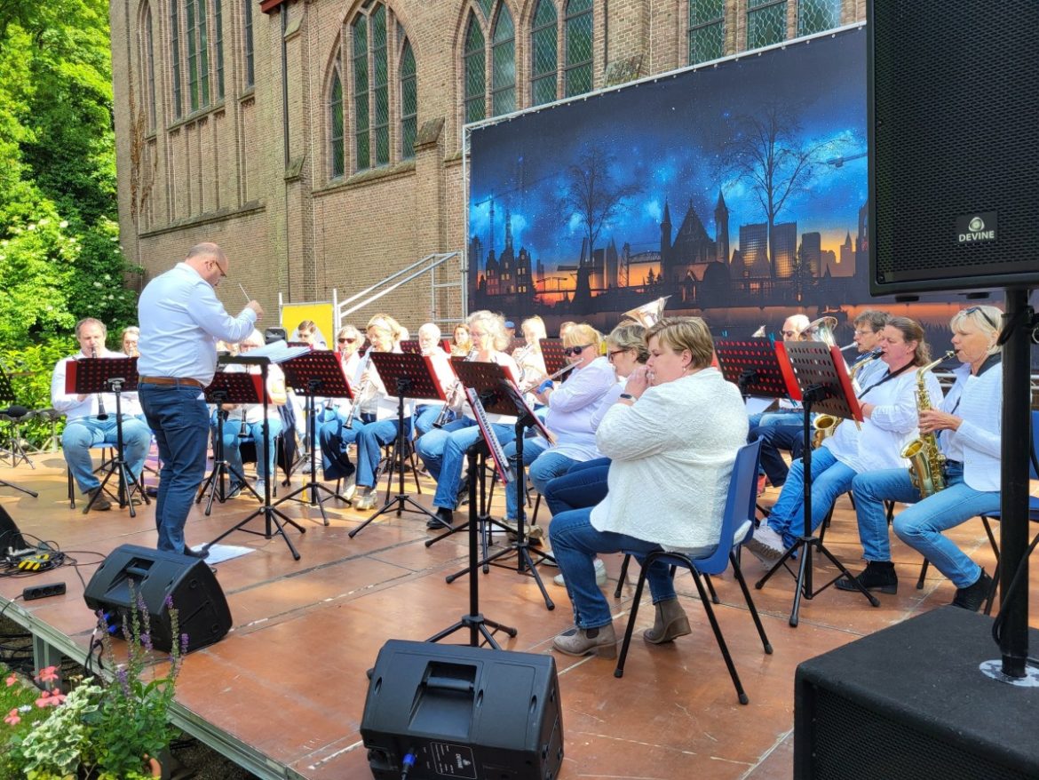 Muziekfestival vandaag binnen
