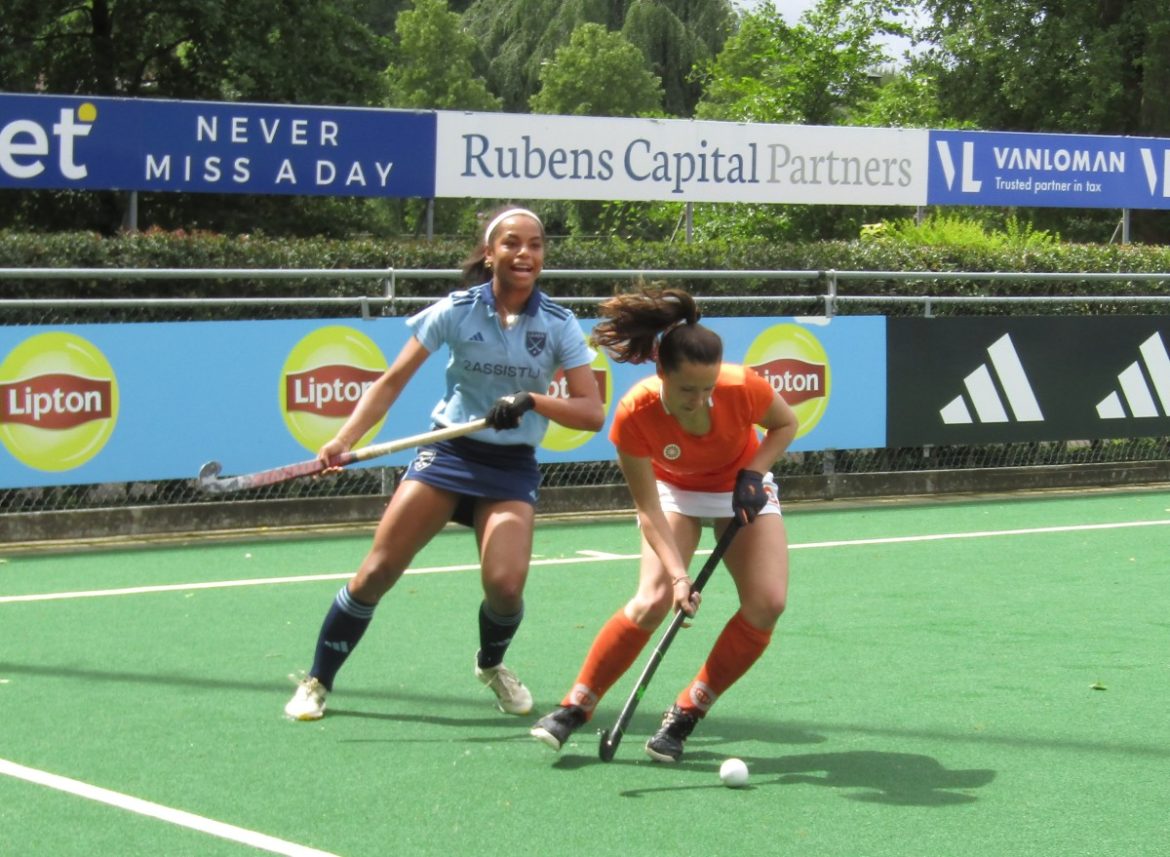 Laren Dames1 -GCHC 4-1