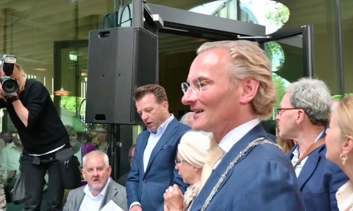 Bijzonder afscheid burgemeester Nanning Mol