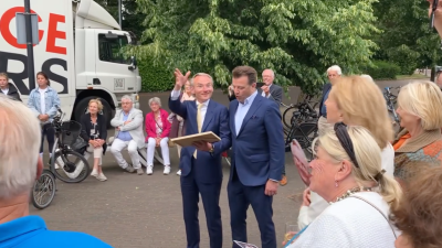 ‘De Speuit’ zingt de burgemeester uit!