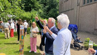 Opening expositie Hout loves Kunst in Laren