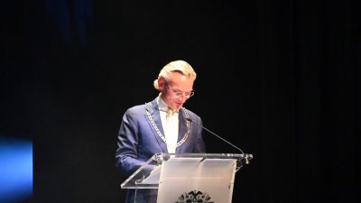 (audio) Afscheidsinterview burgemeester Nanning Mol