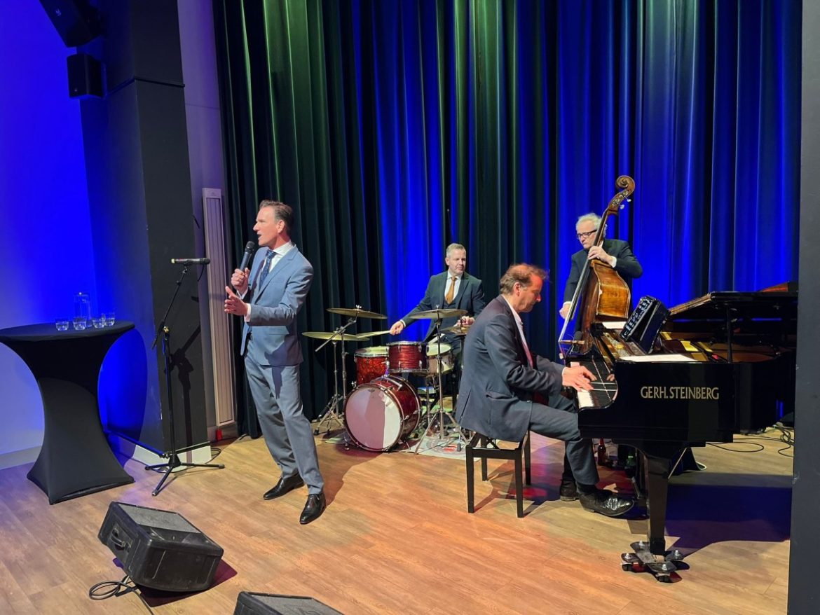Vanavond in het Brinkhuis Derk de Kloet Quartet in “Sinatra opstelling”