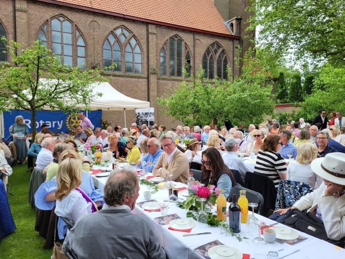 29 juni Dorpslunch!
