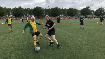 Ol’Blacks Laren eerste plaats bij Walking Footballtoernooi van Almere City