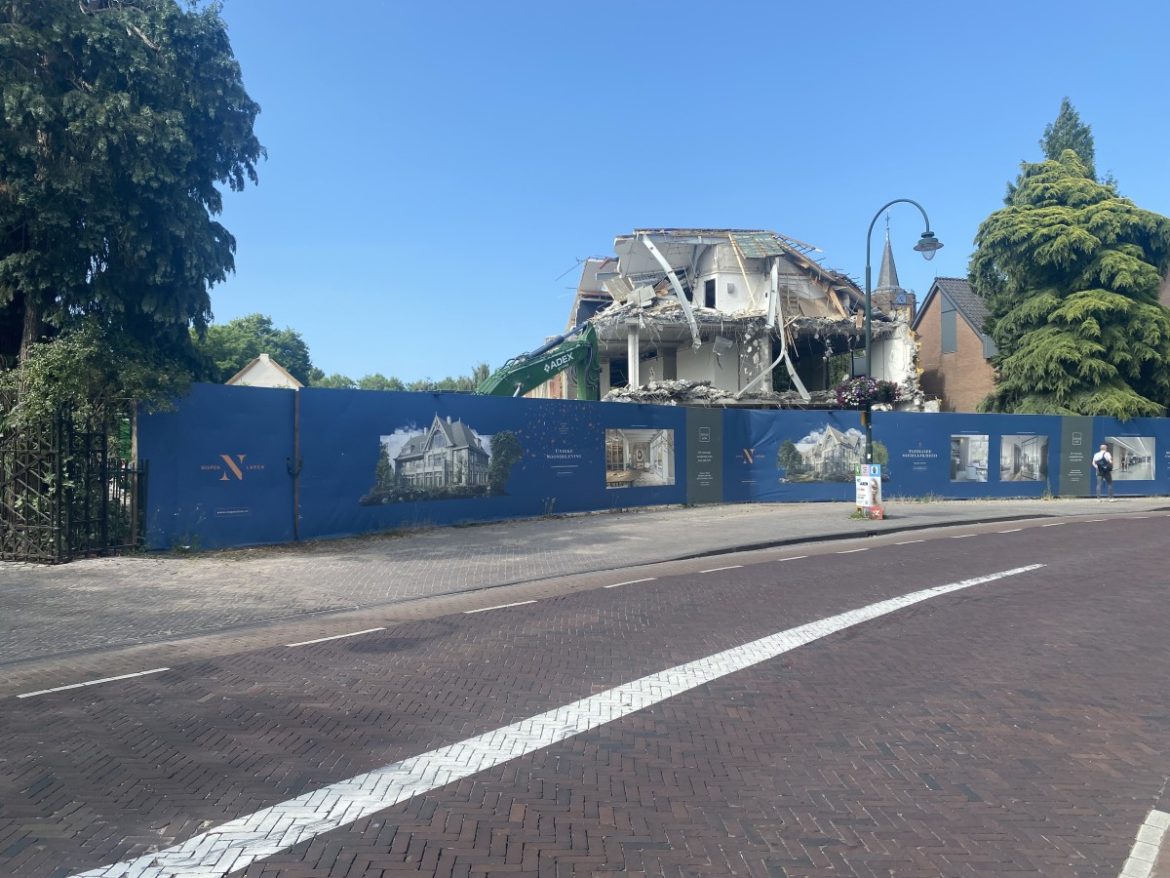 Dinsdag 3353x bekeken+Top 10 meest gelezen berichten