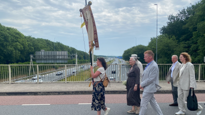 De getuigenis op straat