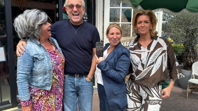 Kermisvrouwen lunchen bij Blushing van Gordon: ’Onze wereld is helemaal het einde’