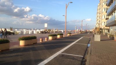 Politie Knokke heeft handen vol aan laveloze tienermeisjes uit het Gooi