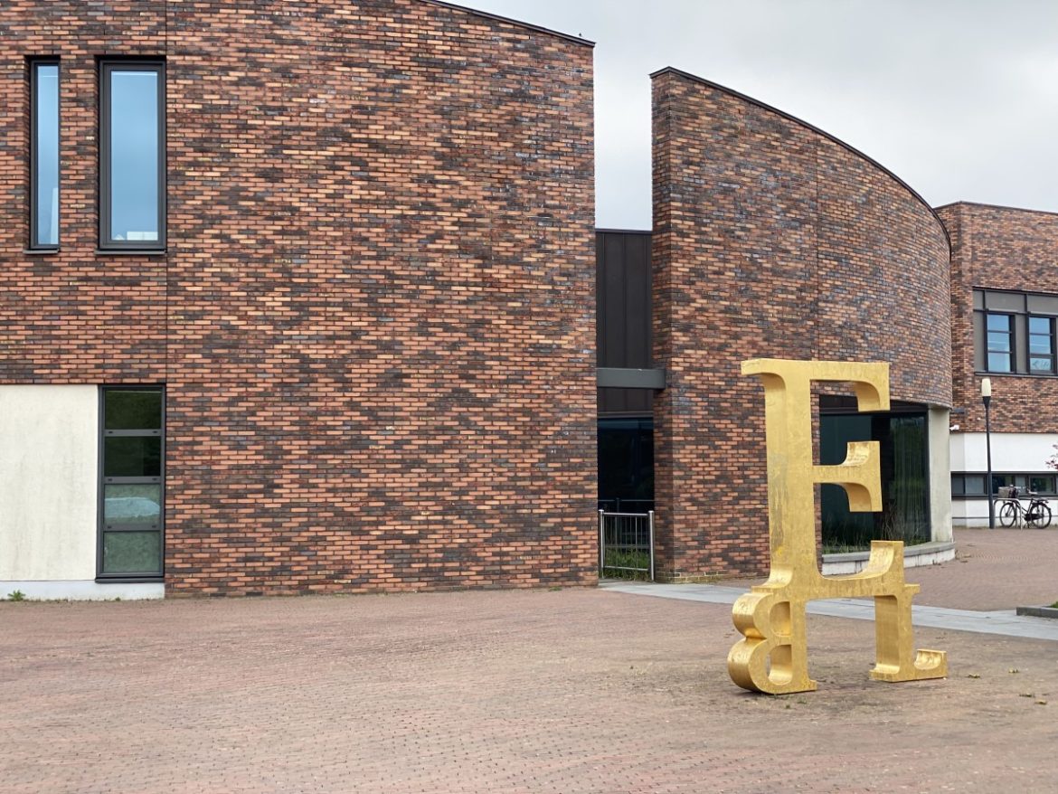 Jongeren gezocht: Denk mee en win Airpods Pro!