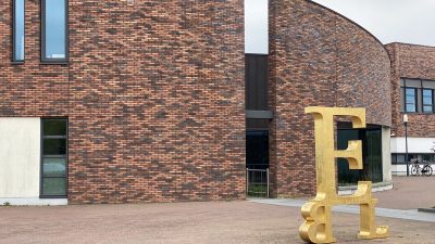 Jongeren gezocht: Denk mee en win Airpods Pro!