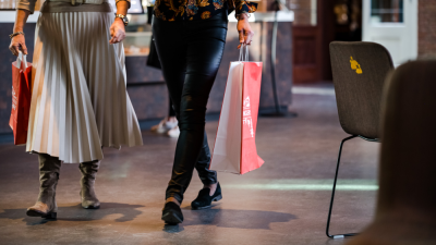 Singer Laren als enige winkel uit ’t Gooi in landelijke shopgids