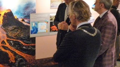 Ambassadeur IJsland opende onlangs tentoonstelling in Museum Hofland