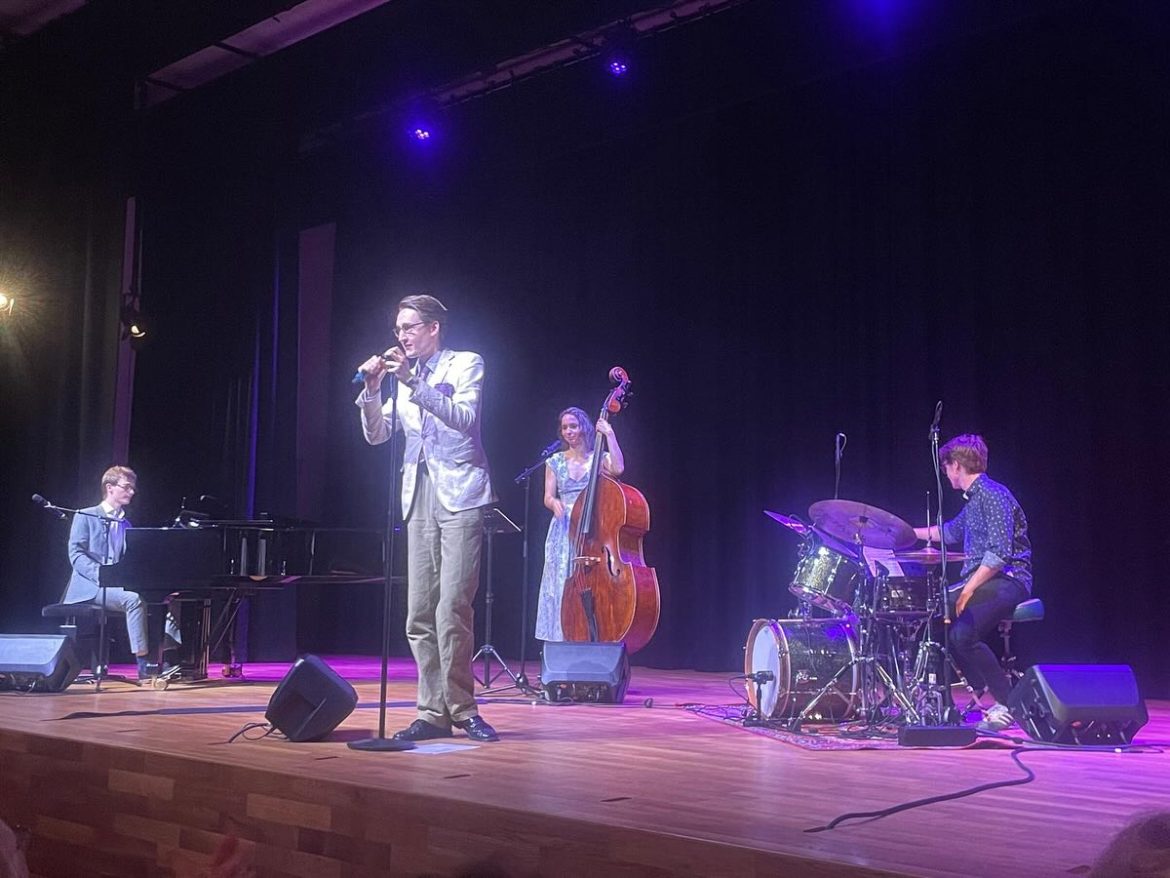 Chanson Express in Rosa Spier Huis