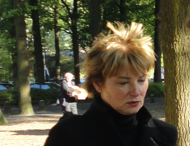 Laren gaat donkere routes onderzoeken: ’Iedereen moet zich vrij en veilig kunnen bewegen’