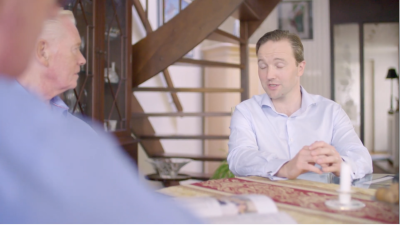 Bob Rebel koopt – zo goed als – afbetaalde woningen van senioren