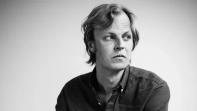 Jonah Falke spreekt in Johanneskerk over zijn zoektocht naar godsbesef